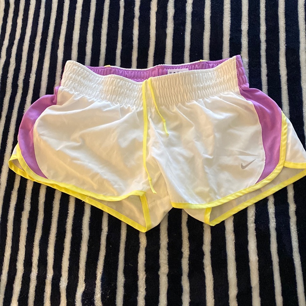 NWOT Nike Dri-Fit Running Short Size Medium